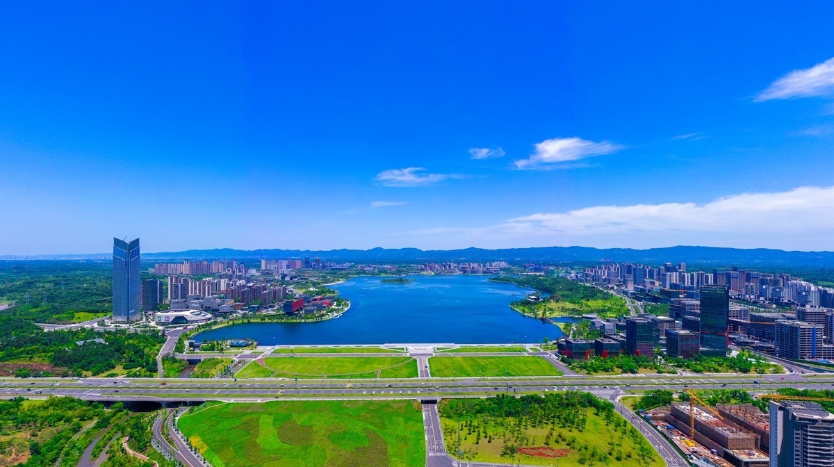 牢記囑托感恩奮進(jìn)繪就天府新畫卷 ——新時(shí)代10年的四川答卷 第 4 張