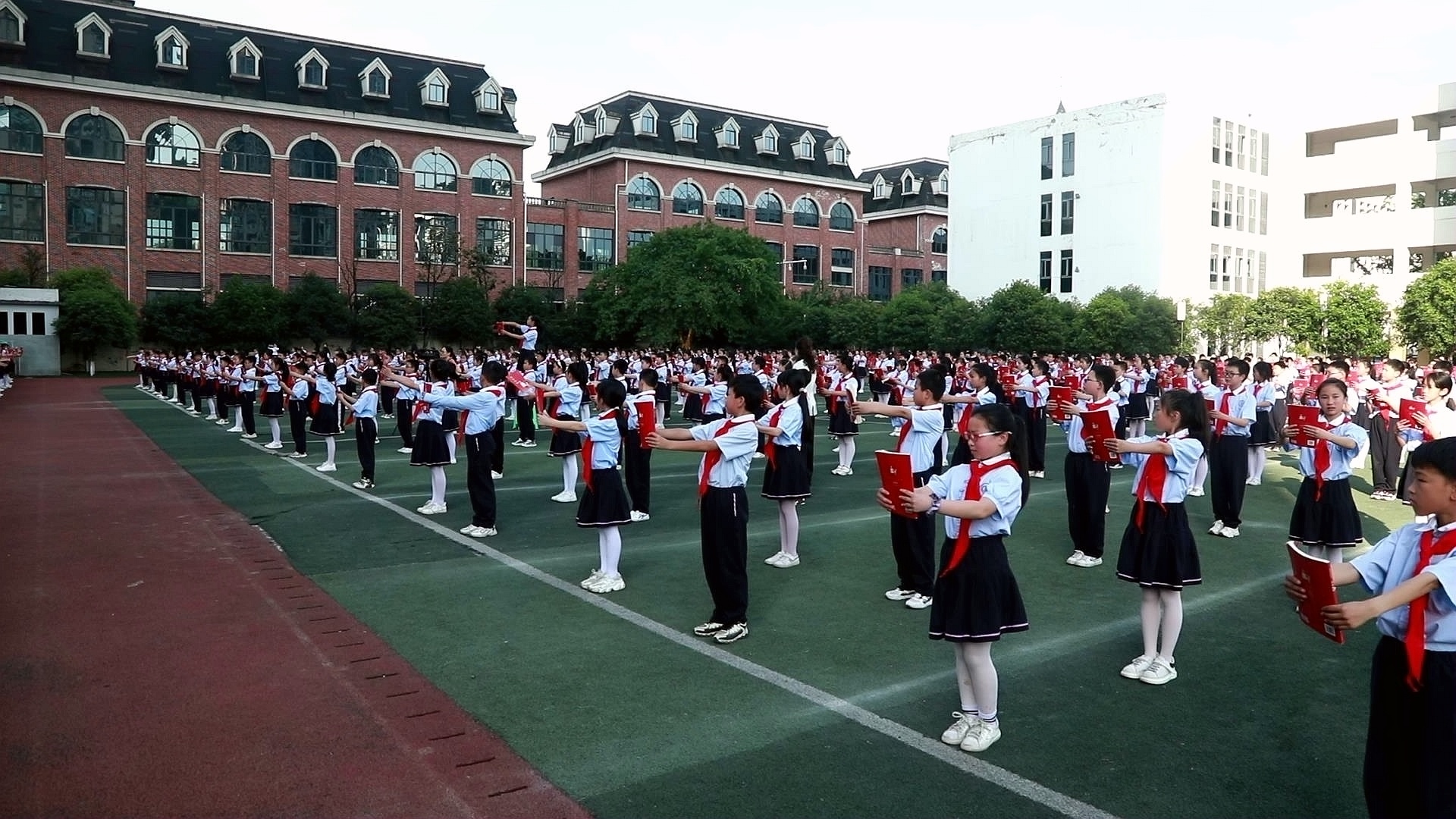 合江縣人民小學(xué)：系列讀書活動推動書香校園建設(shè) 第 2 張