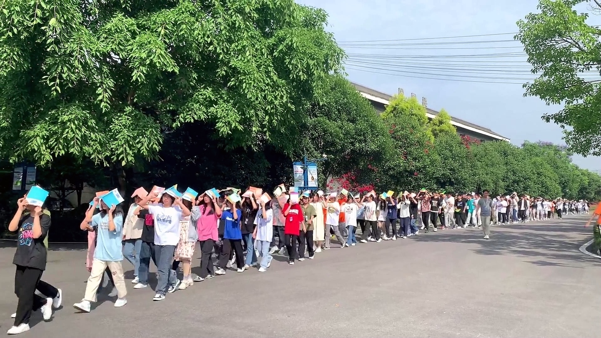 合江縣多形式開展防災(zāi)減災(zāi)宣傳和應(yīng)急演練 第 8 張