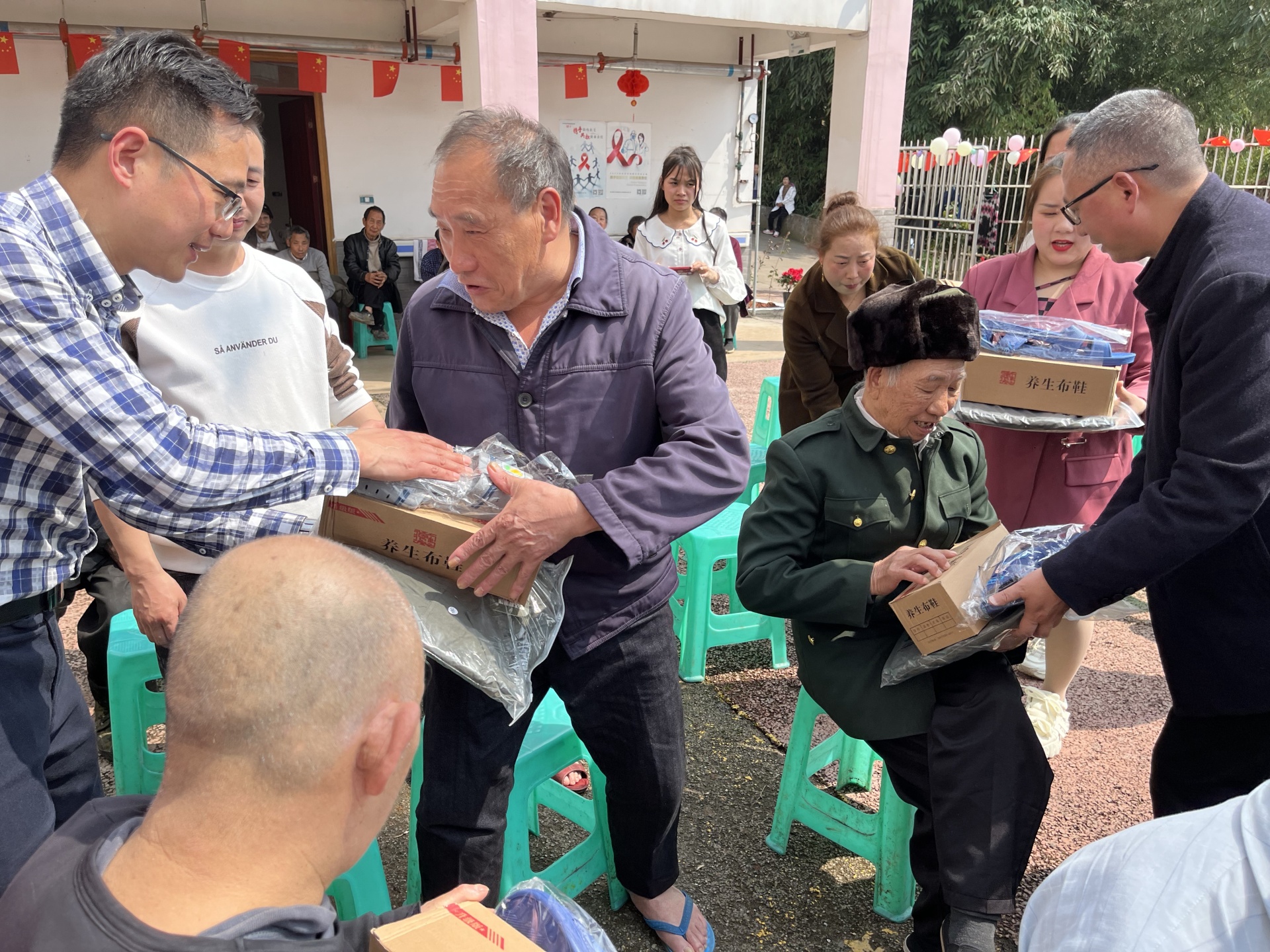 情暖老人心，愛心演出走進(jìn)車輞鎮(zhèn)敬老院 第 2 張